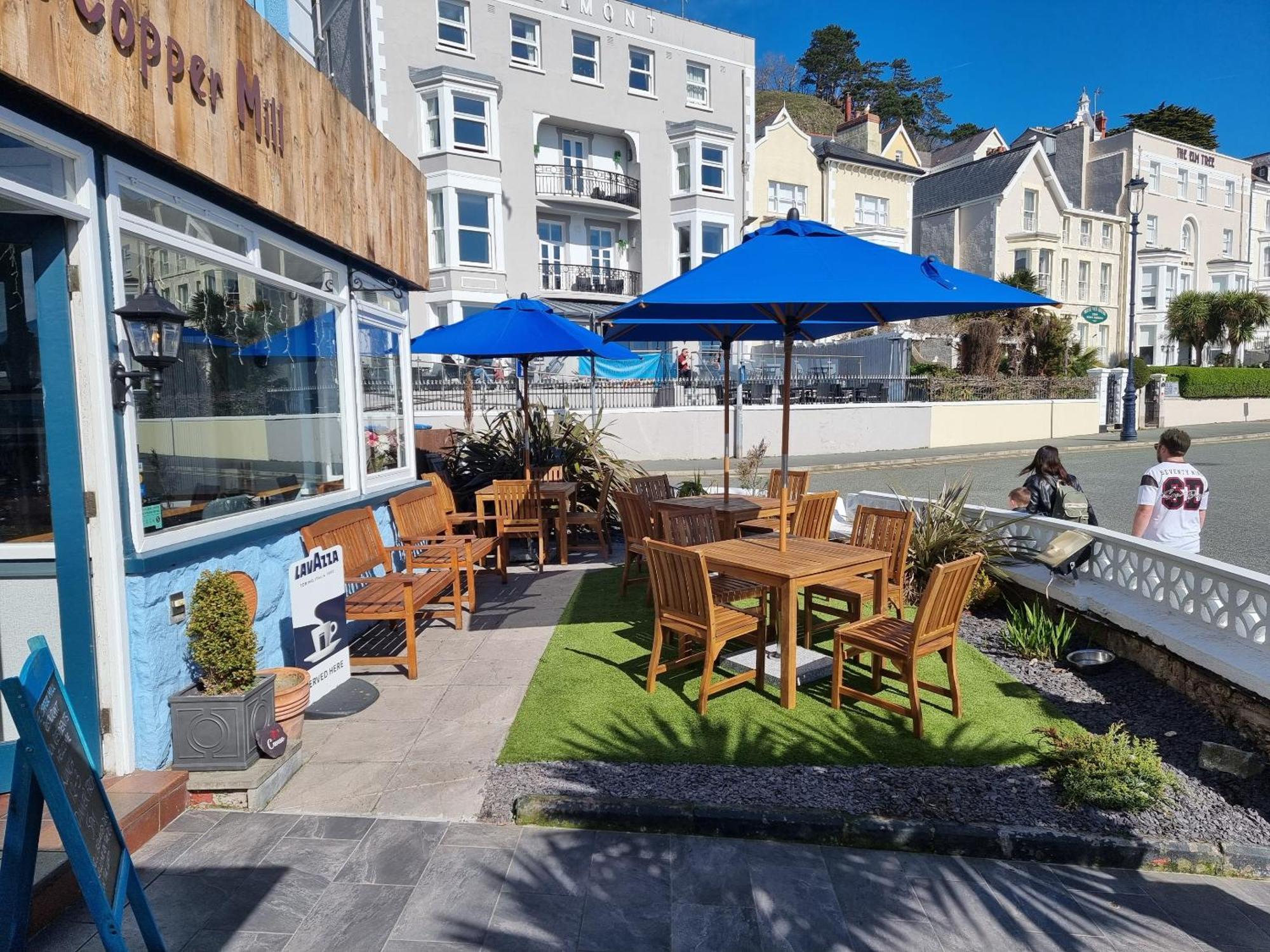 Min Y Don Llandudno (Adults Only) Hotell Exteriör bild
